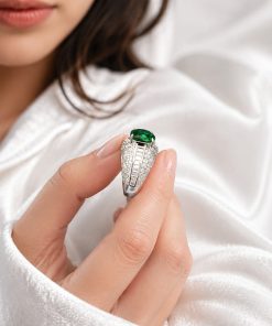 Anello Elegante in Acciaio con Zirconia Verde – Made in Thailand